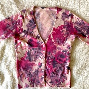 Ann Taylor VNeck Cardigan